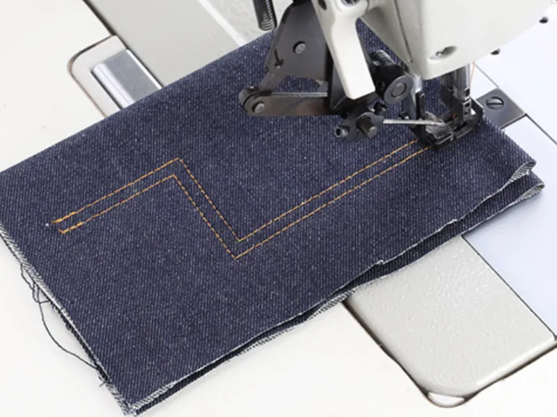 Высокоскоростная двухигольная плоскошовная машина с прямым приводом (раздельный игловодитель) DS-8450D3.4