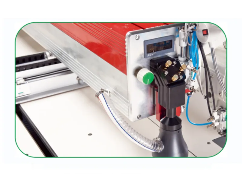 Полностью автоматическая лазерная трафаретная машина с поворотом головки на 360° DS-360W-JG.4